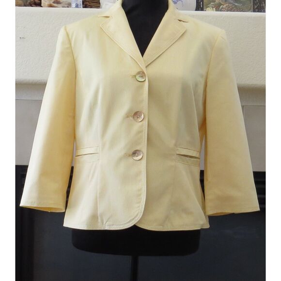 Focus 2000 Jackets & Blazers - Focus 2000 by Charles Glueck  Vintage Yellow Pinstripe Blazer  10P  EUC